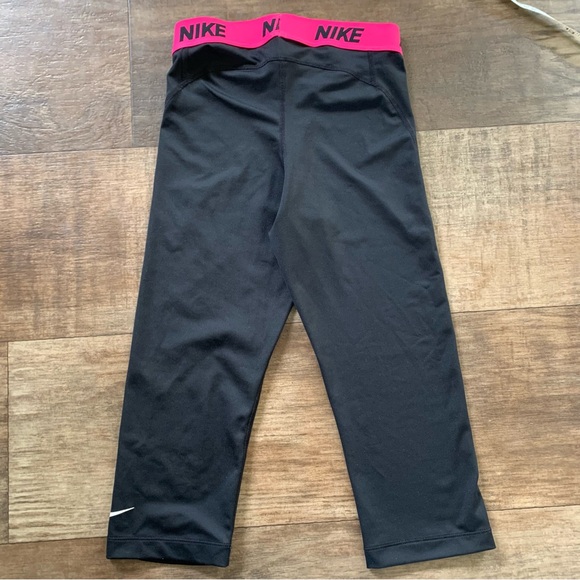 Nike athletic dri fit black with pink waist band - Picture 8 of 8